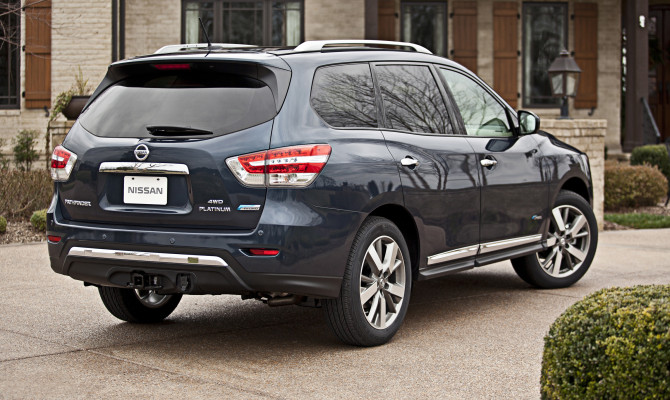 2014 Nissan Pathfinder Hybrid